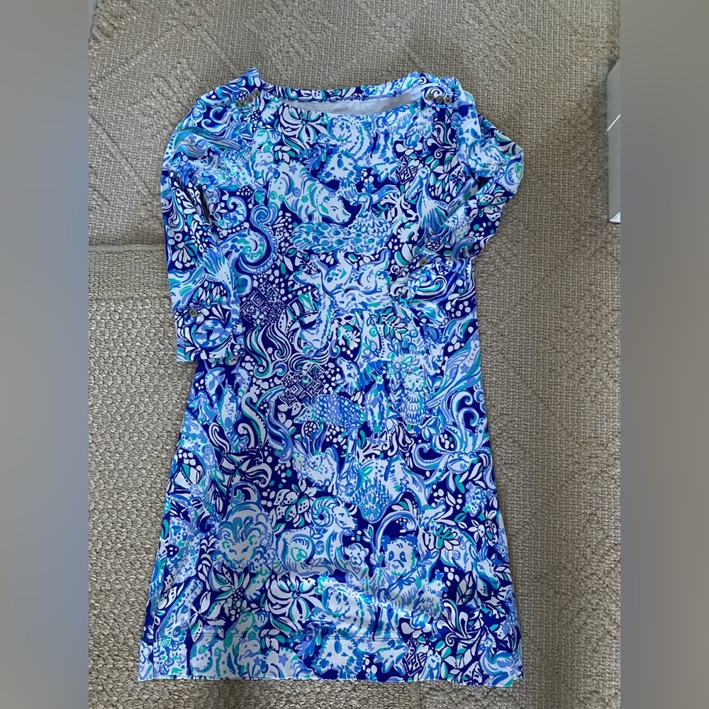 Lilly Pulitzer Blue floral pattern dress w gold buttons.  XS